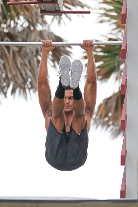 149134, Zac Efron shows off his amazing abs on a Lifeguard obstacle course on the set of 'Baywatch' in Miami. Miami, Florida - Tuesday March 08, 2016. Photograph: Brett Kaffee/Thibault Monnier, ¬© Pacific Coast News. Los Angeles Office: +1 310.822.0419 sales@pacificcoastnews.com FEE MUST BE AGREED PRIOR TO USAGE