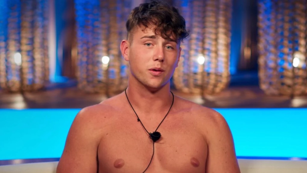 QUIZ: Can you guess the NAKED Reality Star?