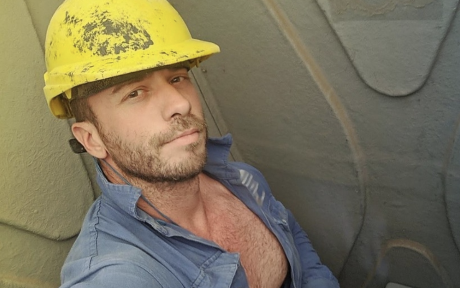 NSFW: These filthy tradesmen are sure to turn you on