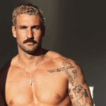 Model Roche Kilian posing nude has us harder than his abs