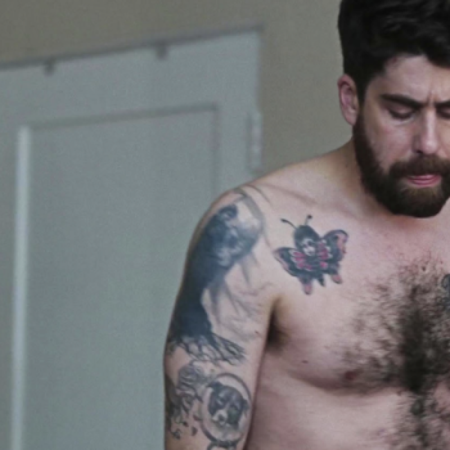 Adam Goldbergs nude scenes are gold star (NSFW) - Cocktails & Cocktalk